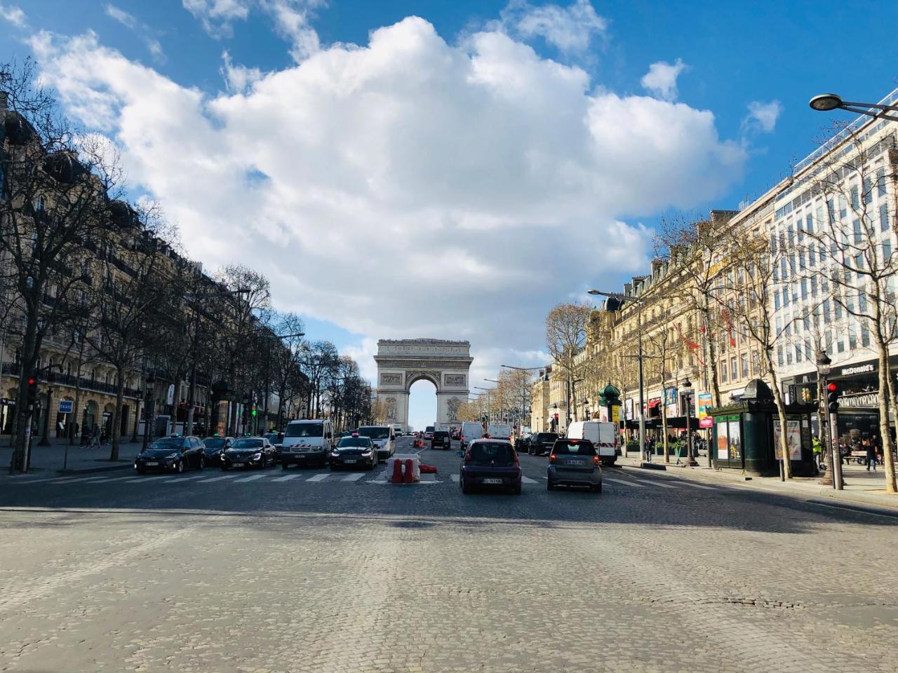 Arc De Triomphe - Foch Palace Παρίσι Εξωτερικό φωτογραφία